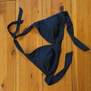 Basic black bikini top (10D)
